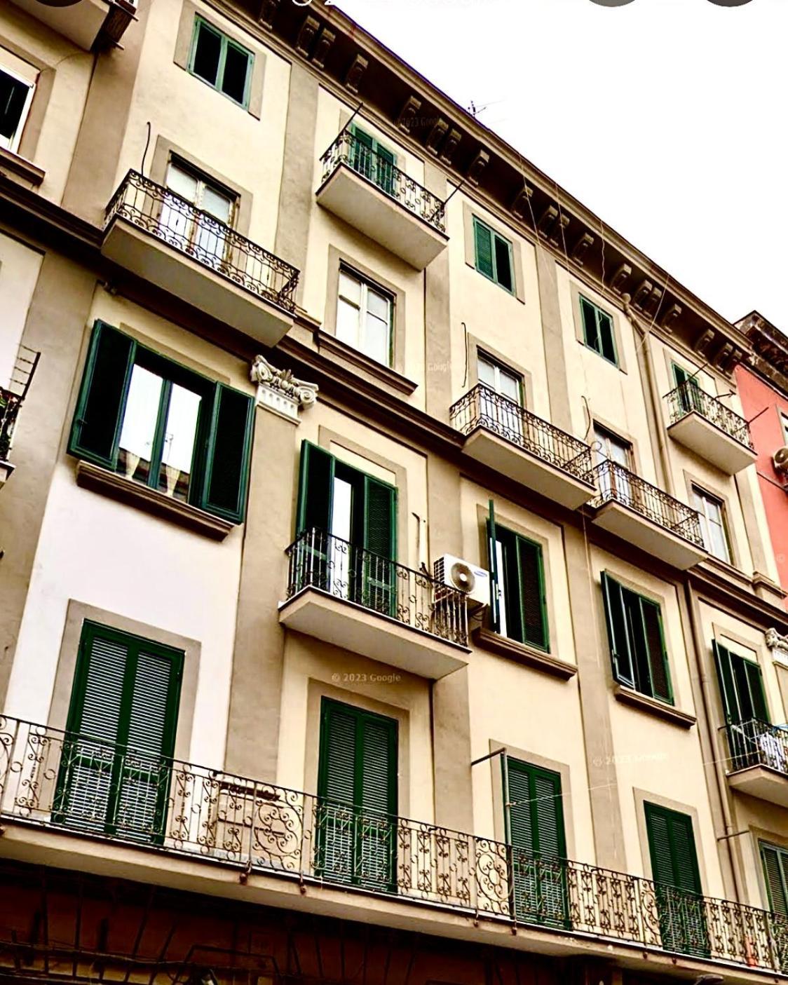 Vacanze Napoli Centrale エクステリア 写真